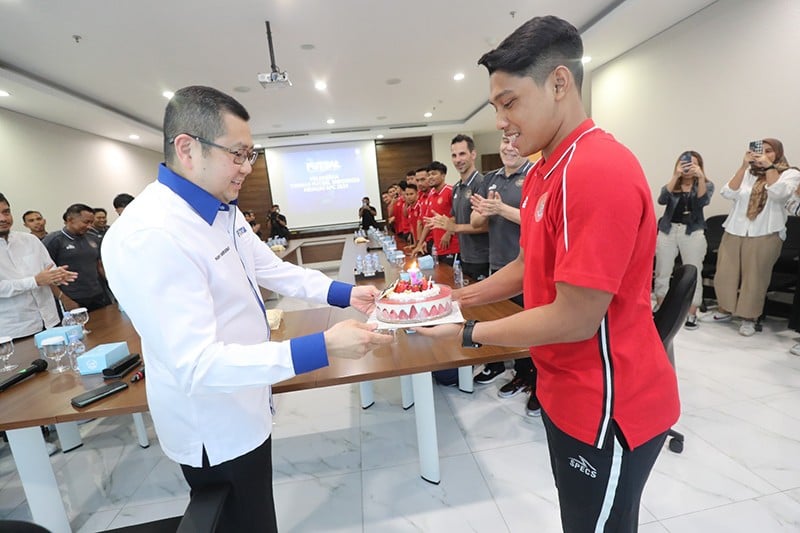 HT Dapat Kejutan Ulang Tahun ke-58 dari Timnas Futsal Indonesia - Bagian 1