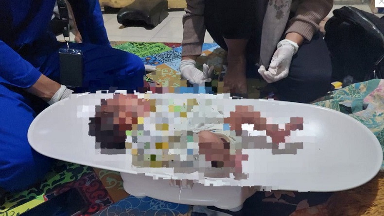 Tega, Sejoli Buang Bayi di Gerbang Rumah Warga Lombok lalu Kabur Naik Motor