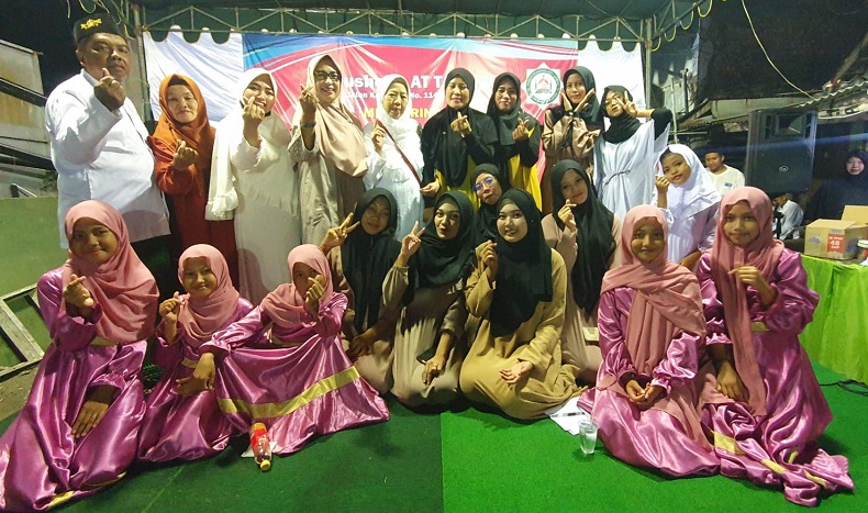 title Bacaleg Partai Perindo Toening Goestati Hadiri Maulid Nabi di Musala Attaqwa Kalibokor Surabaya Bacaleg Partai Perindo Toening Goestati Hadiri Maulid Nabi di Musala Attaqwa Kalibokor Surabaya