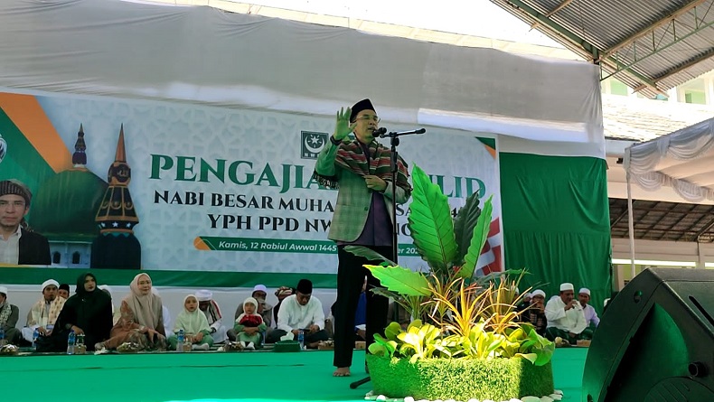 title Peringati Maulid Nabi, TGB: Mari Bersyukur dan Bergembira Atas Kelahiran Rasulullah Peringati Maulid Nabi, TGB: Mari Bersyukur dan Bergembira Atas Kelahiran Rasulullah