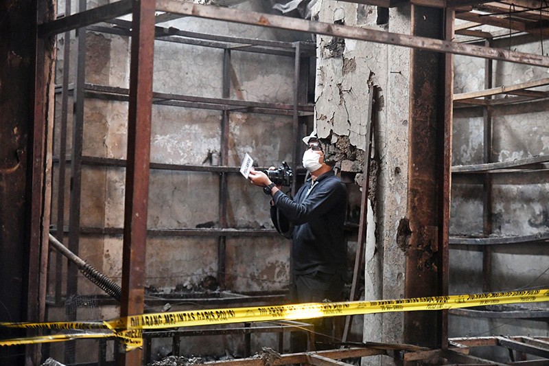 Mabes Polri Olah TKP Kebakaran Pasar Leuwiliang yang Hanguskan 1.580 Lapak - Bagian 3