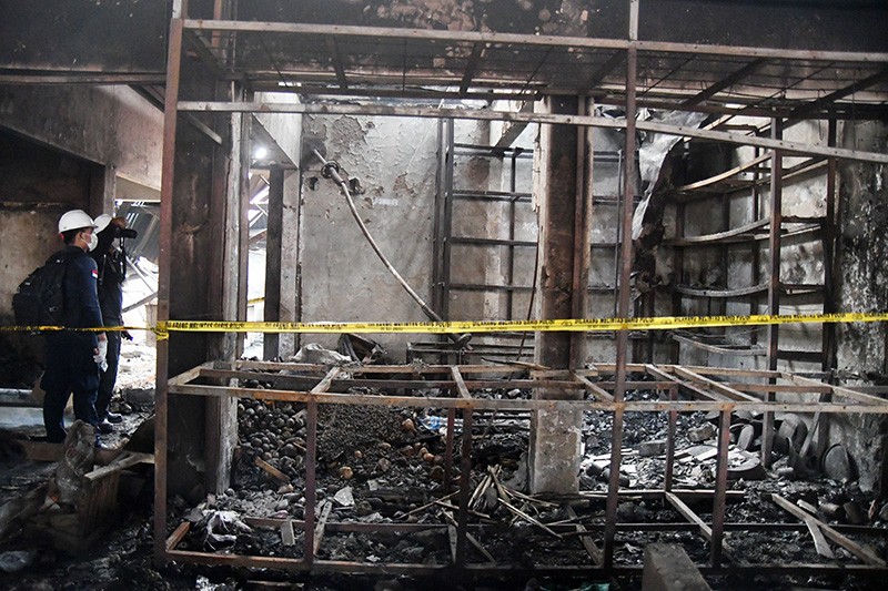 Mabes Polri Olah TKP Kebakaran Pasar Leuwiliang yang Hanguskan 1.580 Lapak - Bagian 2