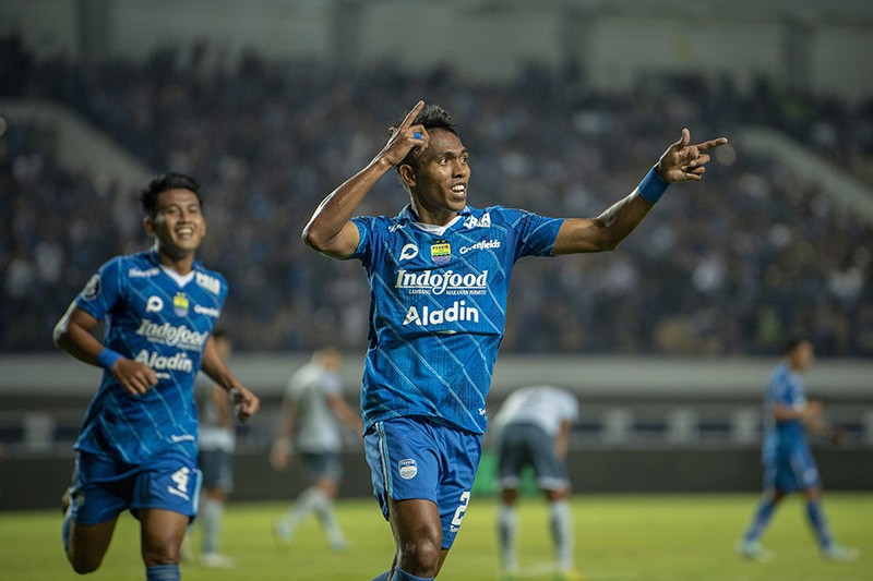 Hasil Liga 1, Persib Bandung Bantai Persita 5-0 - Bagian 2