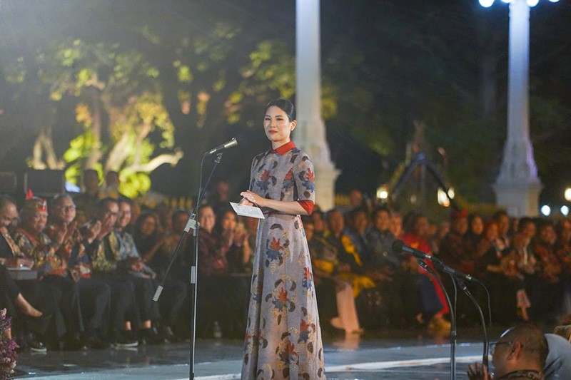 HT Menilai Gelaran Istana Berbatik Luar Biasa - Bagian 3