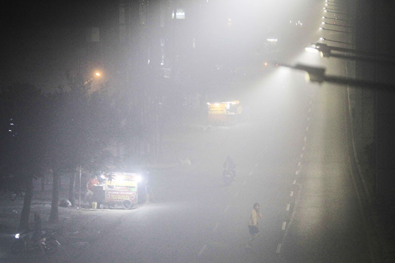 Kabut Asap Pekat Menyelimuti Kota Palembang, Siswa Belajar Daring - Bagian 2