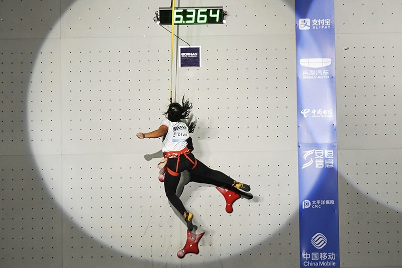 Ekspresi Atlet Panjat Tebing Indonesia Desak Made Raih Medali Emas Asian Games - Bagian 3