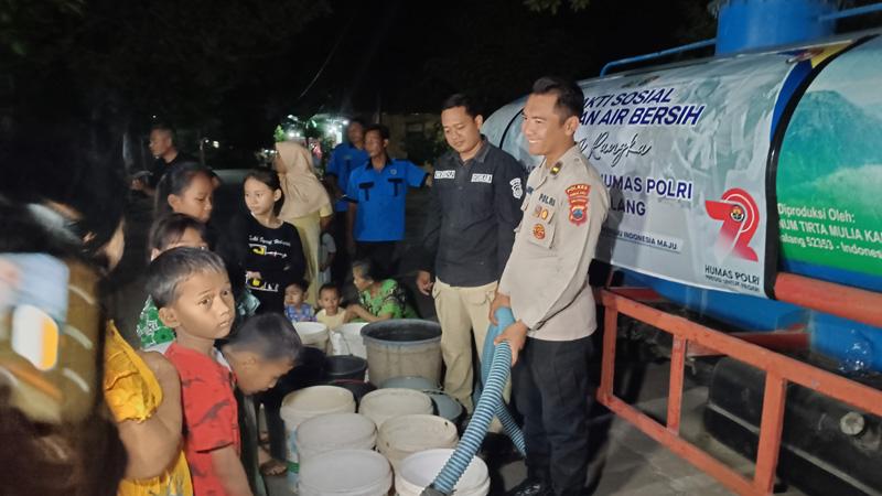 Polres Pemalang Distribusikan 4.000 Liter Air Bersih ke Warga Terdampak Kekeringan