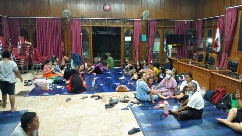 Kebakaran Gudang Rosok di Pasar Kliwon Solo, Puluhan Warga Mengungsi di Pendhopo Kelurahan