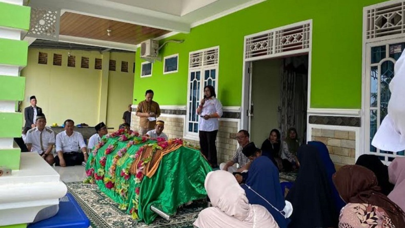 title Sosok Prof Heryandi Eks Wakil Rektor Unila Meninggal saat Main Tenis Meja, Dikenal Dermawan Sosok Prof Heryandi Eks Wakil Rektor Unila Meninggal saat Main Tenis Meja, Dikenal Dermawan