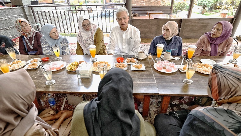 Eks Buruh Migran Cianjur Curhat ke Ganjar, Ceritakan Pahit Getir Bekerja di Luar Negeri