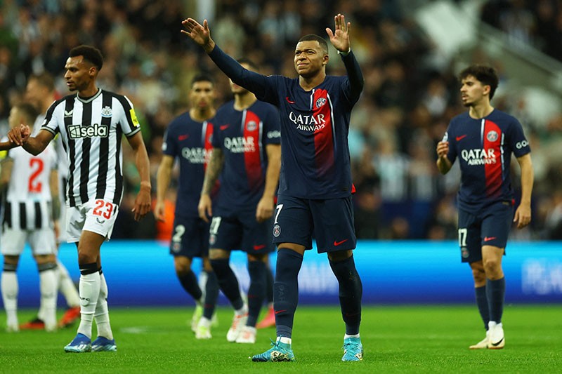 Ekspresi Mbappe PSG Dibantai Newcastle United 4-1 - Bagian 5