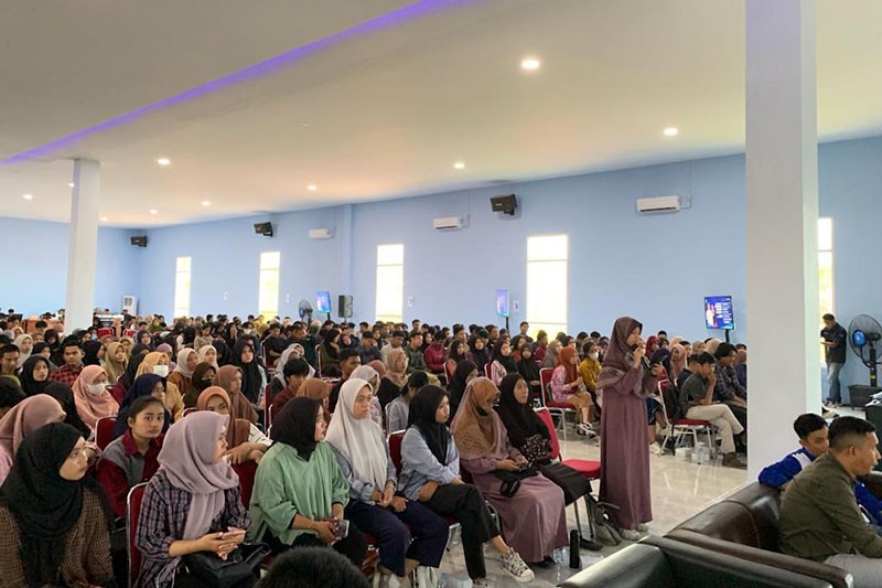 Peluang Kewirausahaan di Industri Digital: Menjelajahi Era Baru Bisnis di Kabupaten Majene - Bagian 3