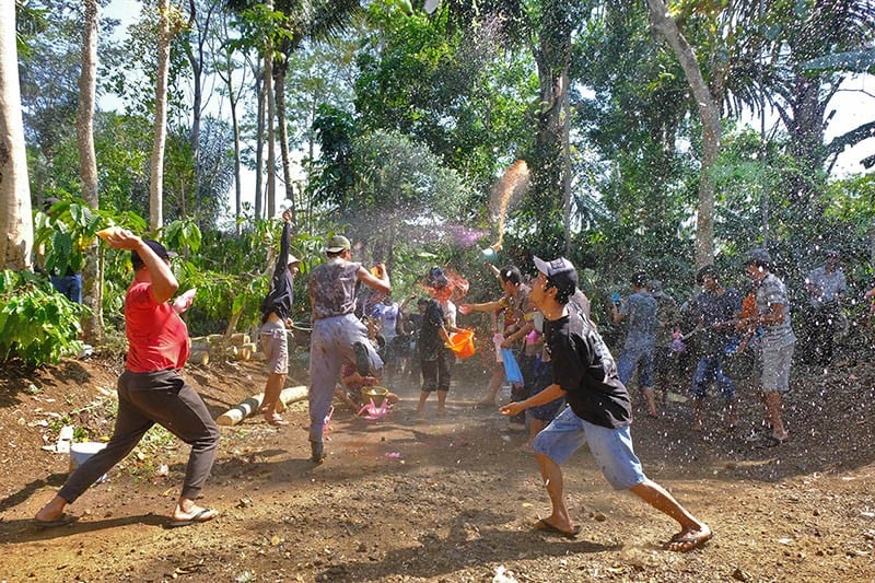 Tradisi Perang Dawet Cendol untuk Meminta Hujan di Temanggung - Bagian 2