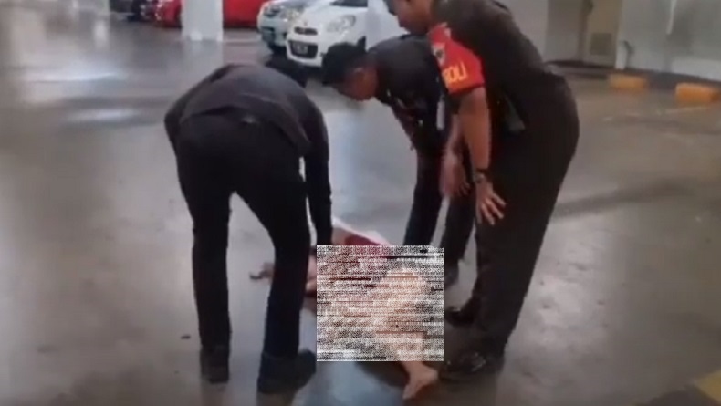 Jenazah Perempuan asal Cisaat Sukabumi yang Diduga Dibunuh Anak Anggota DPR Dimakamkan