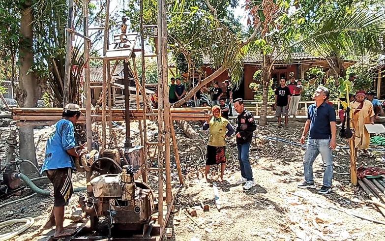 Warga Jatigowok Kendal Kesulitan Air Bersih, Caleg Partai Perindo Bantu Pembuatan Sumur Bor