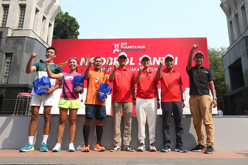 BTN Jakarta Run Dukung Gerakan Jakarta Hijau - Bagian 2