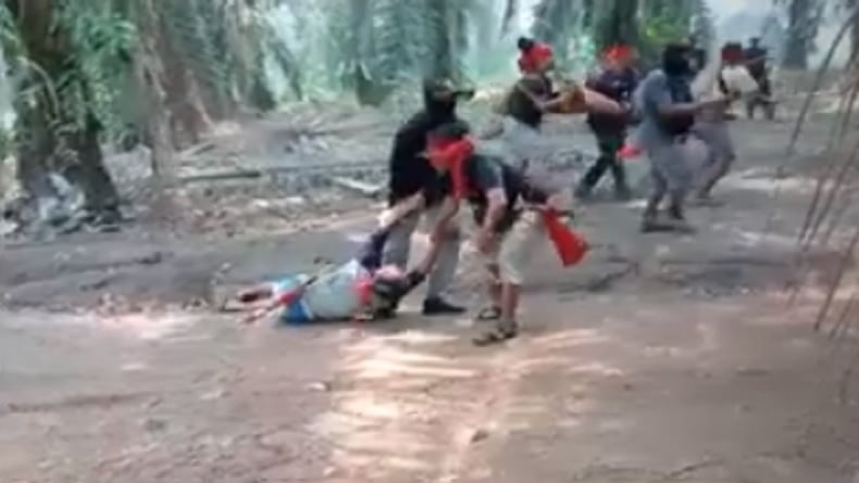 title Pasukan Merah Suku Dayak Tewas Ditembak saat Demo di Seruyan, Panglima Jilah Kecam Aksi Pelaku Pasukan Merah Suku Dayak Tewas Ditembak saat Demo di Seruyan, Panglima Jilah Kecam Aksi Pelaku