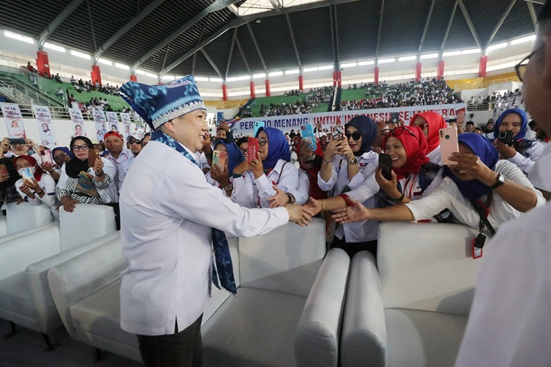 Ketum Partai Perindo Orasi Bakar Semangat Ribuan Kader DPRT Palu - Bagian 3