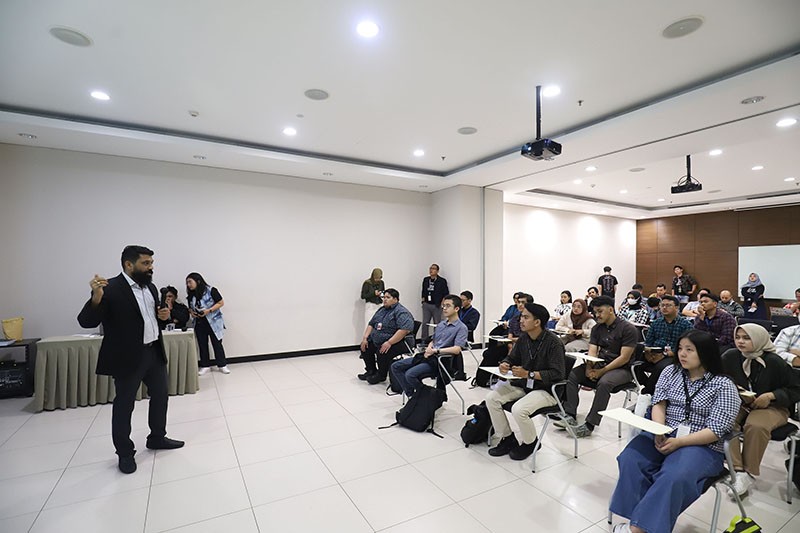 Antusiasme Peserta Ikuti Program Vision+ Academy - Bagian 5