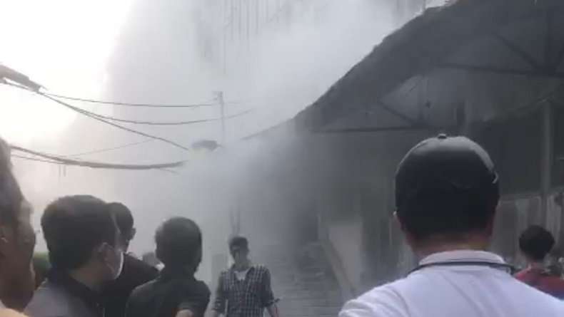 2 Kios di Belakang Pasar Kosambi Hangus Terbakar, Diduga Akibat Korsleting Listrik