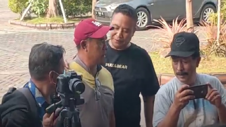 Korban Penipuan Ngamuk di Polres Sidoarjo saat Lihat Pelaku Digiring Polisi