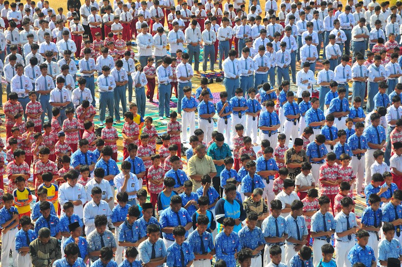 1.700 Pelajar Kudus Sholat Istisqa Minta Hujan kepada Allah SWT - Bagian 2