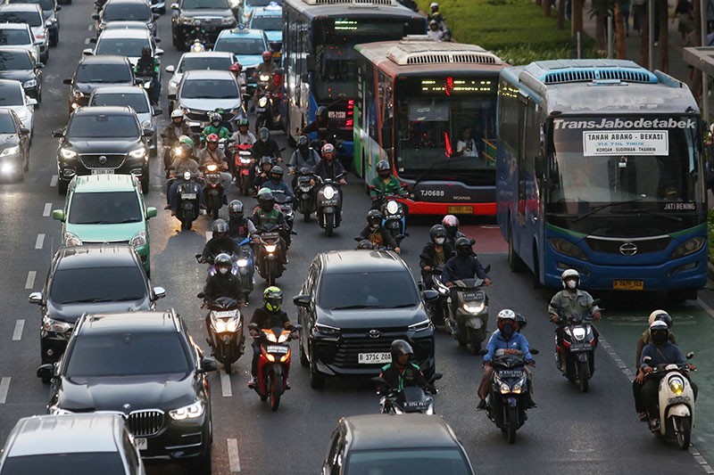 Ganjil Genap Sepeda Motor Dikaji, Kendaraan Listrik Diperlakukan Spesial - Bagian 3