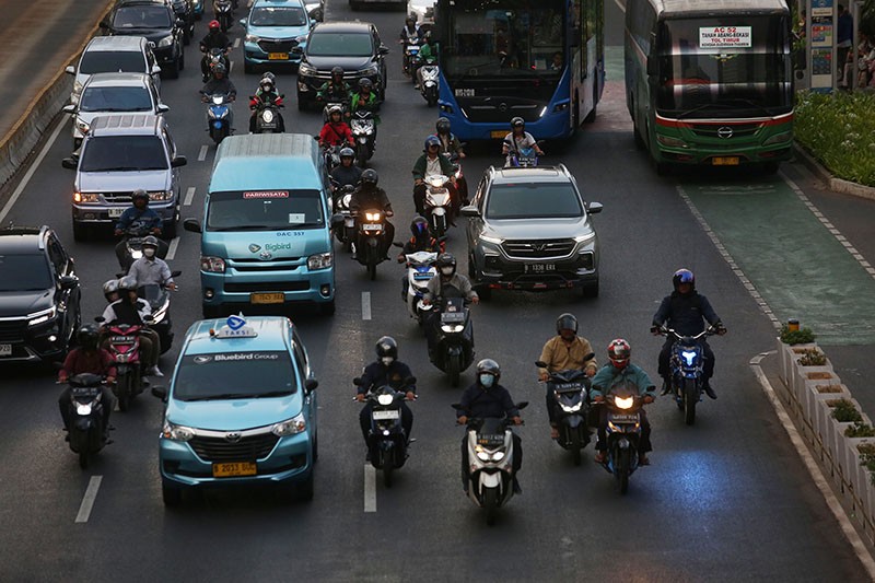 Ganjil Genap Sepeda Motor Dikaji, Kendaraan Listrik Diperlakukan Spesial - Bagian 4