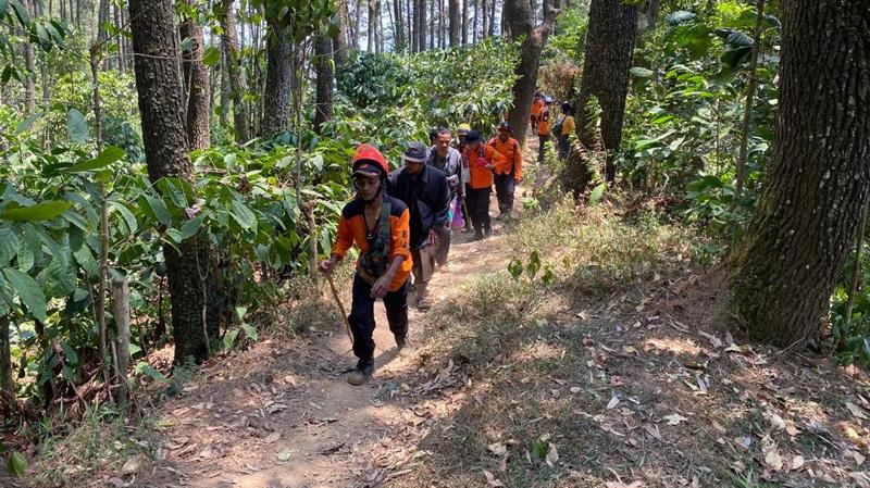 Hilang di Bukit Sipisopiso, Bule Perancis Ditemukan Terkapar di Pinggir Sungai