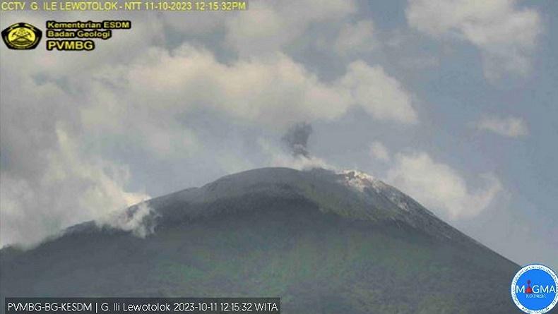 Gunung Ile Lewotolok di NTT Erupsi, Sudah Meletus 68 Kali sejak Awal Januari 2023