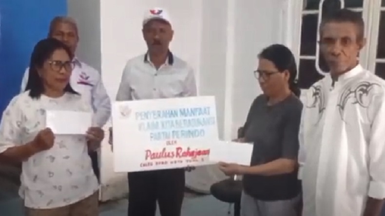 DPD Partai Perindo Tual Serahkan Manfaat Klaim KTA Berasuransi ke 2 Warga Terdaftar