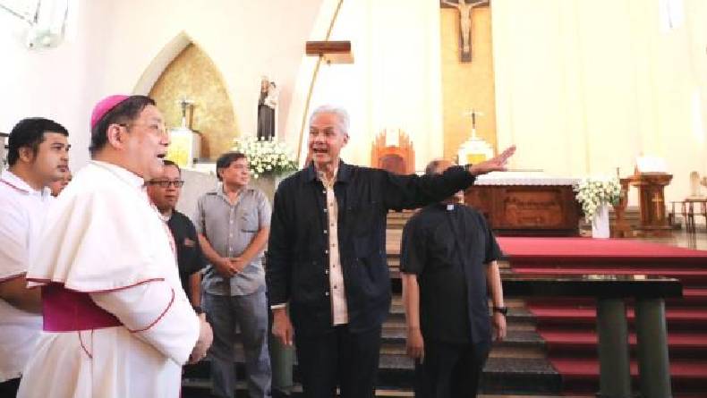 Profil Mgr. Henricus Pidyarto Gunawan Uskup Agung Malang yang Bertemu dengan Calon Presiden Ganjar Pranowo