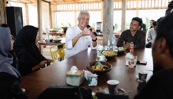 Ganjar Pranowo Tantang Aktivis BEM Se-Malang Raya Terjun ke Politik