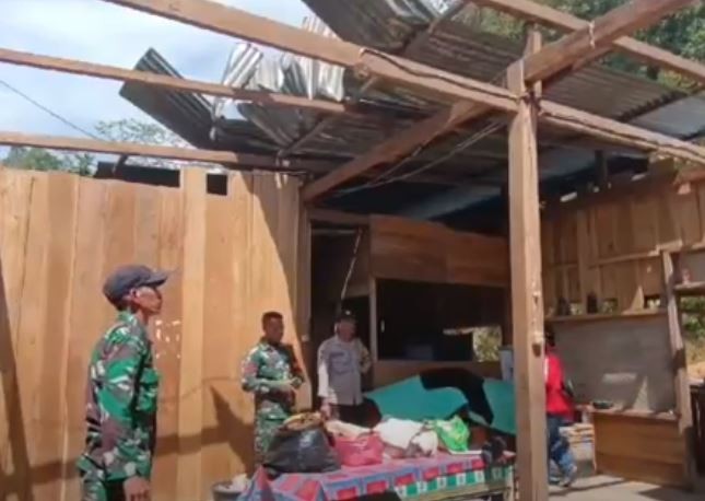 Puluhan Rumah Di Mamasa Rusak Diterjang Angin Puting Beliung