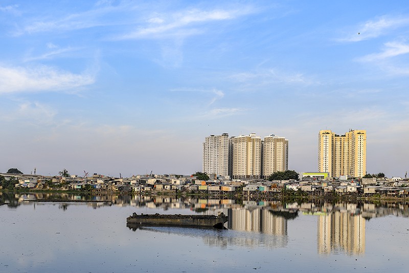 El Nino, Air Waduk Pluit Menyusut - Bagian 3