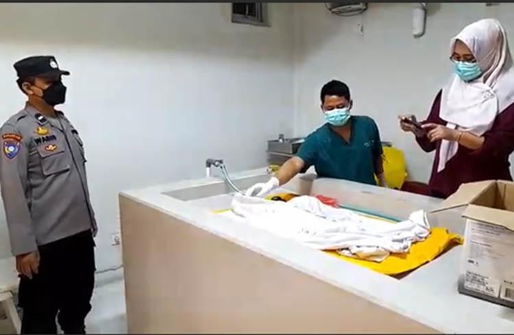 title Lagi Mancing, Anak-Anak Kaget Temukan Mayat Bayi di Sungai Karangan Ponorogo Lagi Mancing, Anak-Anak Kaget Temukan Mayat Bayi di Sungai Karangan Ponorogo