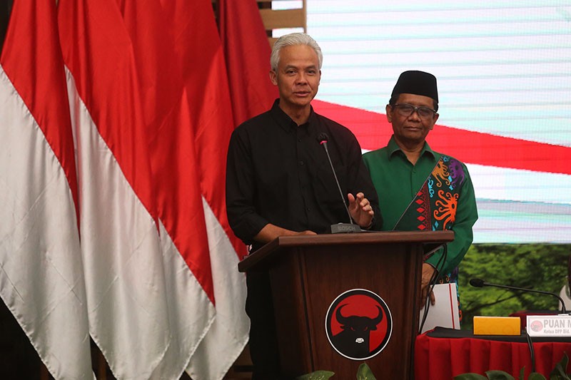Pidato Politik Perdana Ganjar-Mahfud sebagai Pasangan Bakal Capres Cawapres - Bagian 2