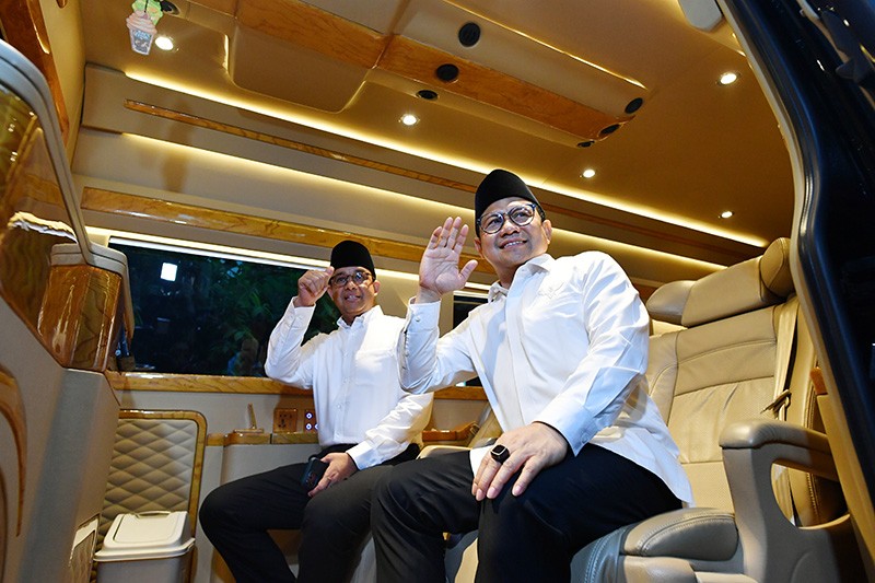 Anies-Muhaimin Berangkat ke KPU Daftar Capres Cawapres 2024 - Bagian 1