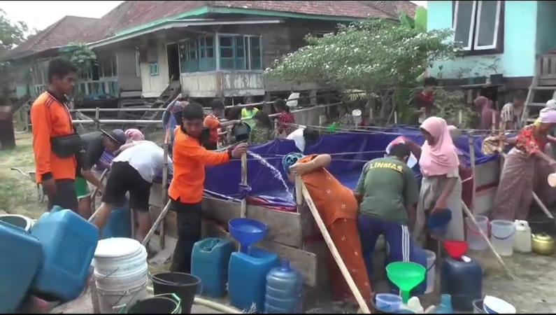 title Kekeringan Ekstrem, 4 Kecamatan di Muarojambi Krisis Air Bersih Kekeringan Ekstrem, 4 Kecamatan di Muarojambi Krisis Air Bersih