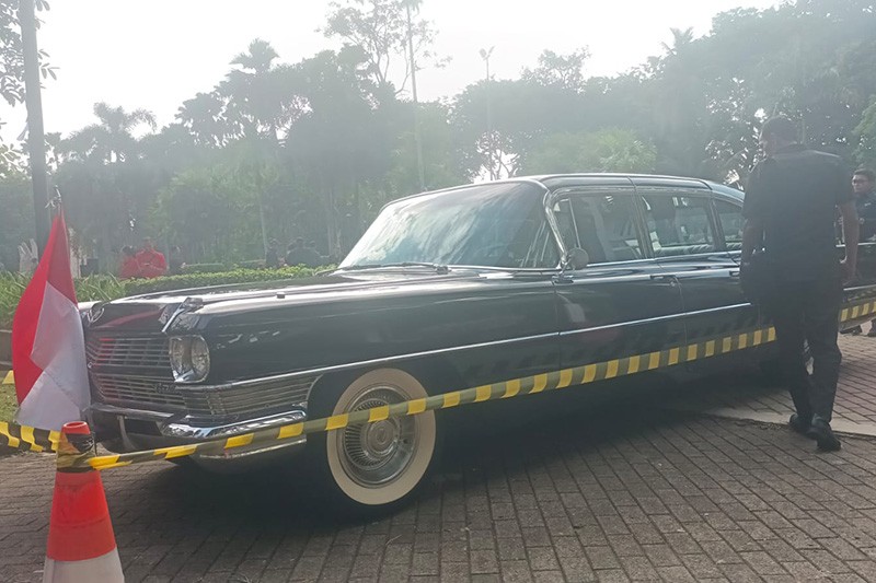 Penampakan Mobil Dinas Soekarno yang Akan Digunakan Ganjar-Mahfud Daftar ke KPU - Bagian 2