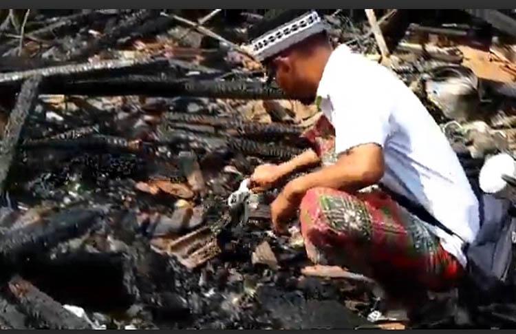 title Kebakaran di Kendal, Rumah Beserta Emas dan Uang Belasan Juta Hangus Kebakaran di Kendal, Rumah Beserta Emas dan Uang Belasan Juta Hangus