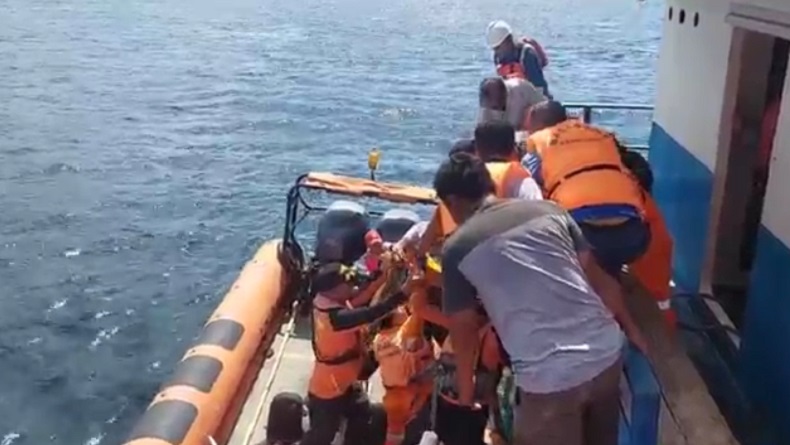 KM Sumber Rejeki Tabrakan dengan Kapal di Buton, Nakhoda Tewas saat Hendak Dievakuasi