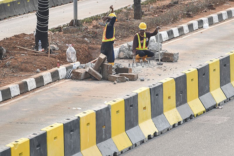 Proses Pembangunan LRT Jakarta Jalur Rawamangun-Manggarai  - Bagian 2