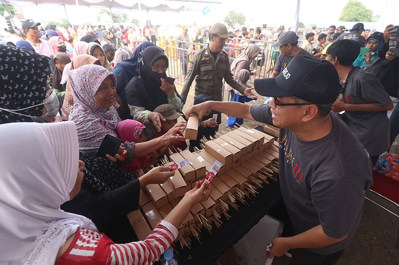 Rekor MURI Sate Lele Terbanyak, Ada 25.323 Tusuk - Bagian 2