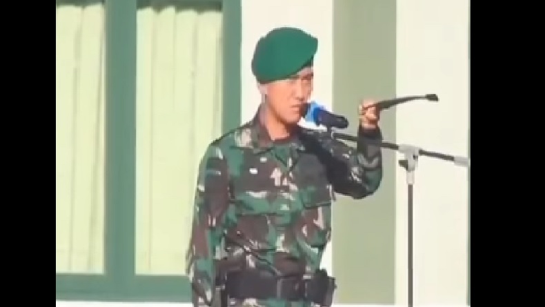 title Manokwari Gempar, Anggota TNI Bacok Komandan usai Apel Pagi Manokwari Gempar, Anggota TNI Bacok Komandan usai Apel Pagi