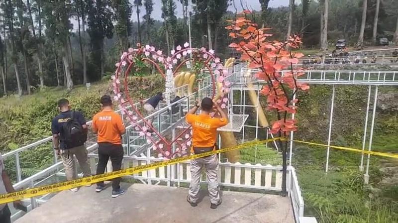 Buntut Insiden Maut The Geong,  Pemkab Banyumas Tutup Seluruh Wahana Jembatan Kaca
