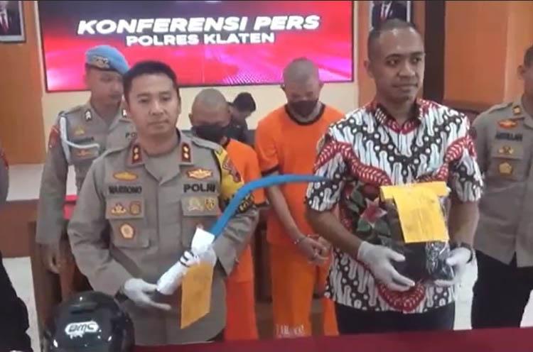 Bacok Pemotor hingga Telinga Nyaris Putus, 2 Anggota Geng Motor di Klaten Ditangkap