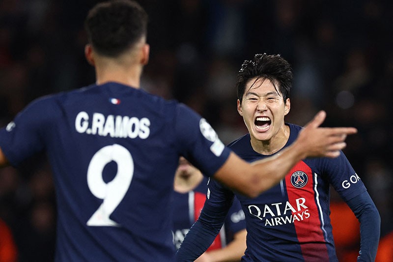 Hasil Liga Champions: PSG Pesta Gol, Newcastle United Keok di Kandang - Bagian 2