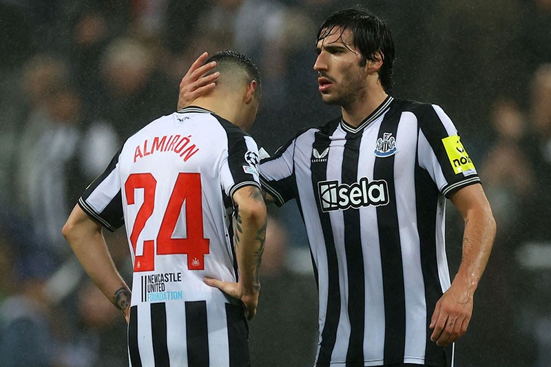 Hasil Liga Champions: PSG Pesta Gol, Newcastle United Keok di Kandang - Bagian 5
