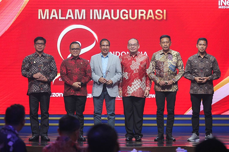 Foto Penerima Penghargaan Indonesia Visionary Leader 2023 - Bagian 3
